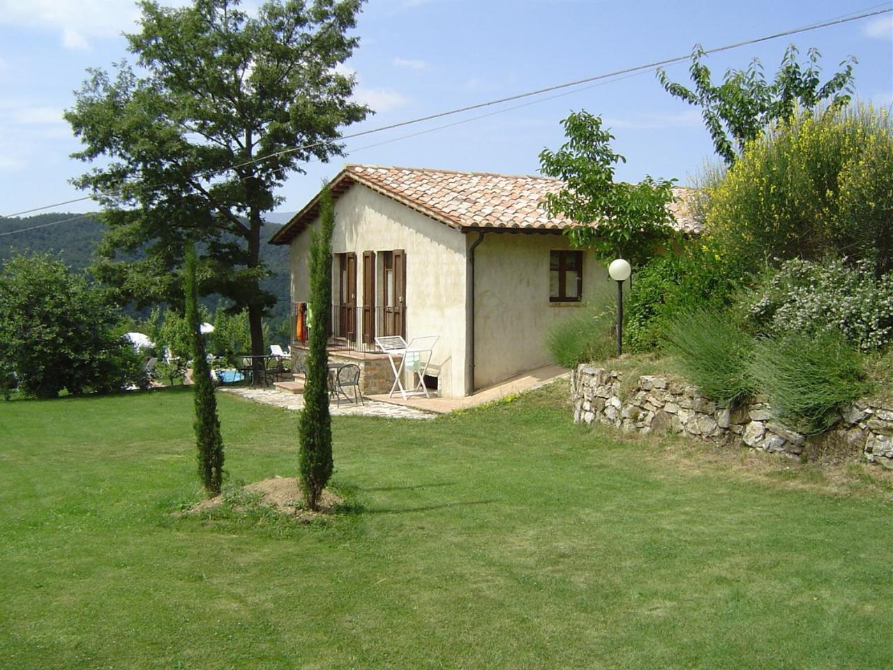 Podere Le Ghiande CastellʼAzzara Extérieur photo